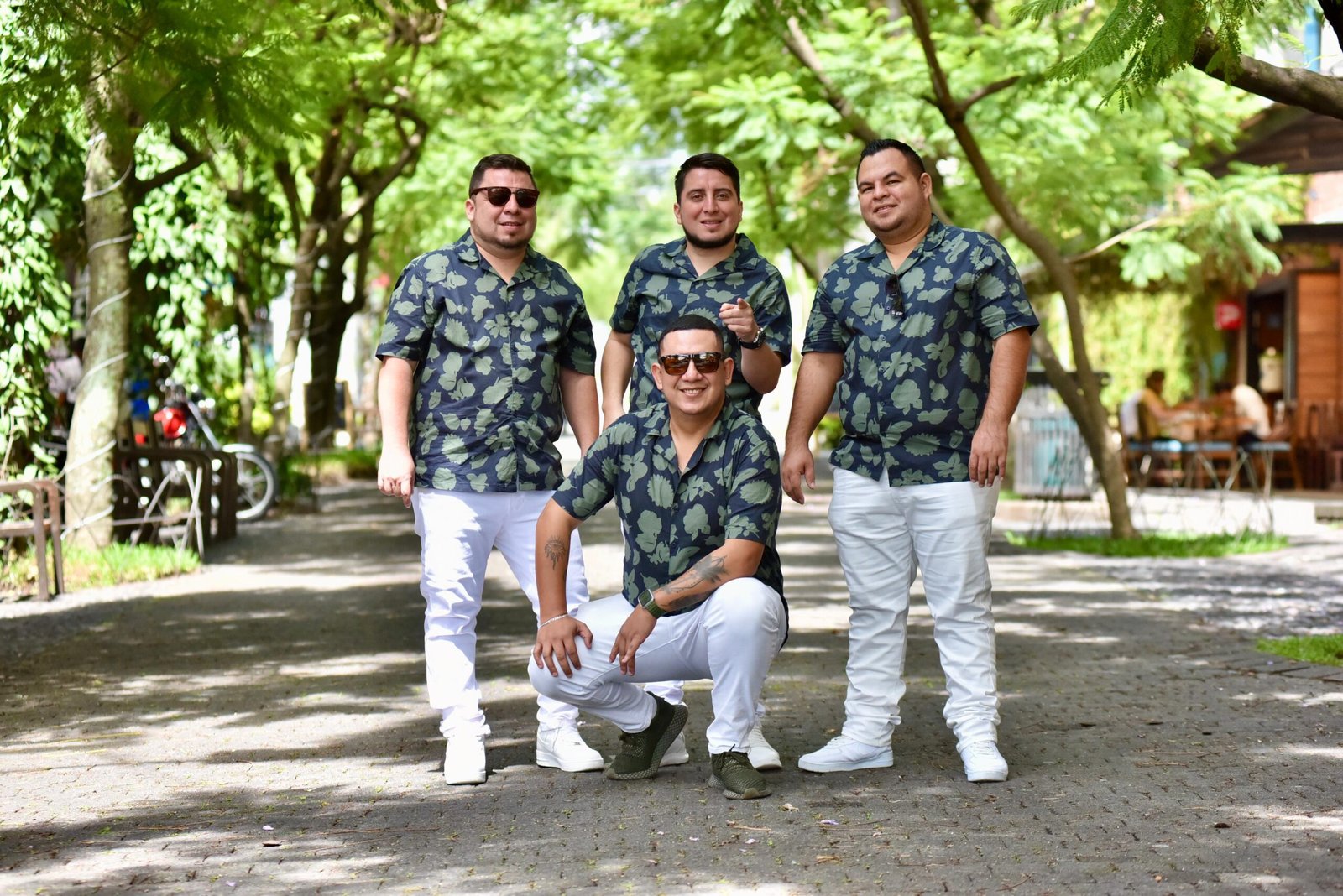 IMG_1502 Los mismos